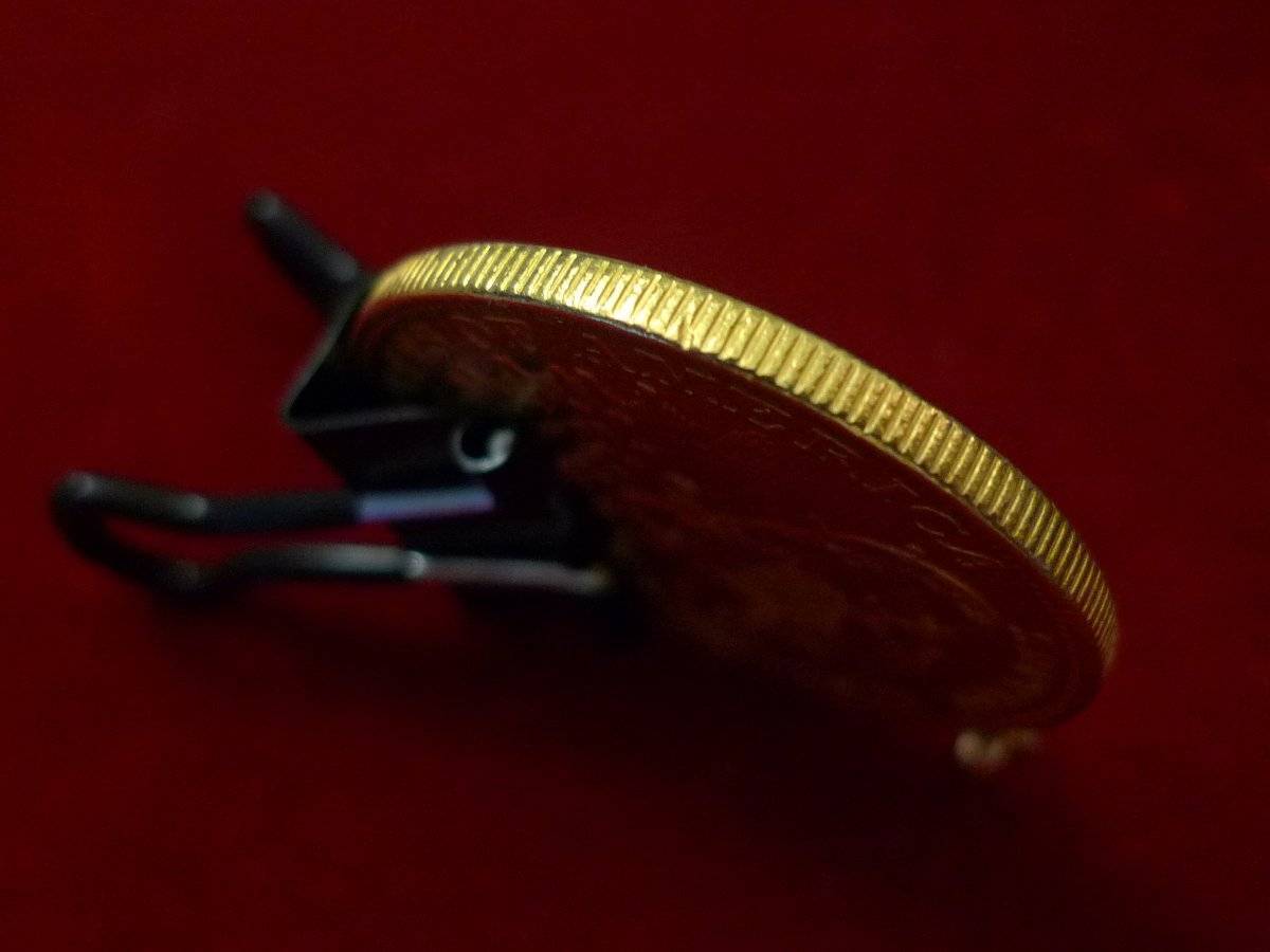 Show-Your-Coins-With-Different-Edges
