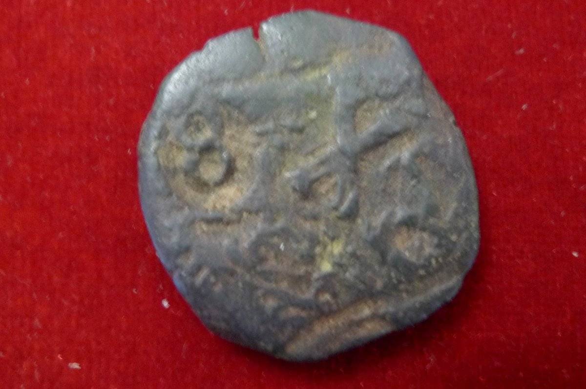 Show-Your-Coins-With-Different-Edges