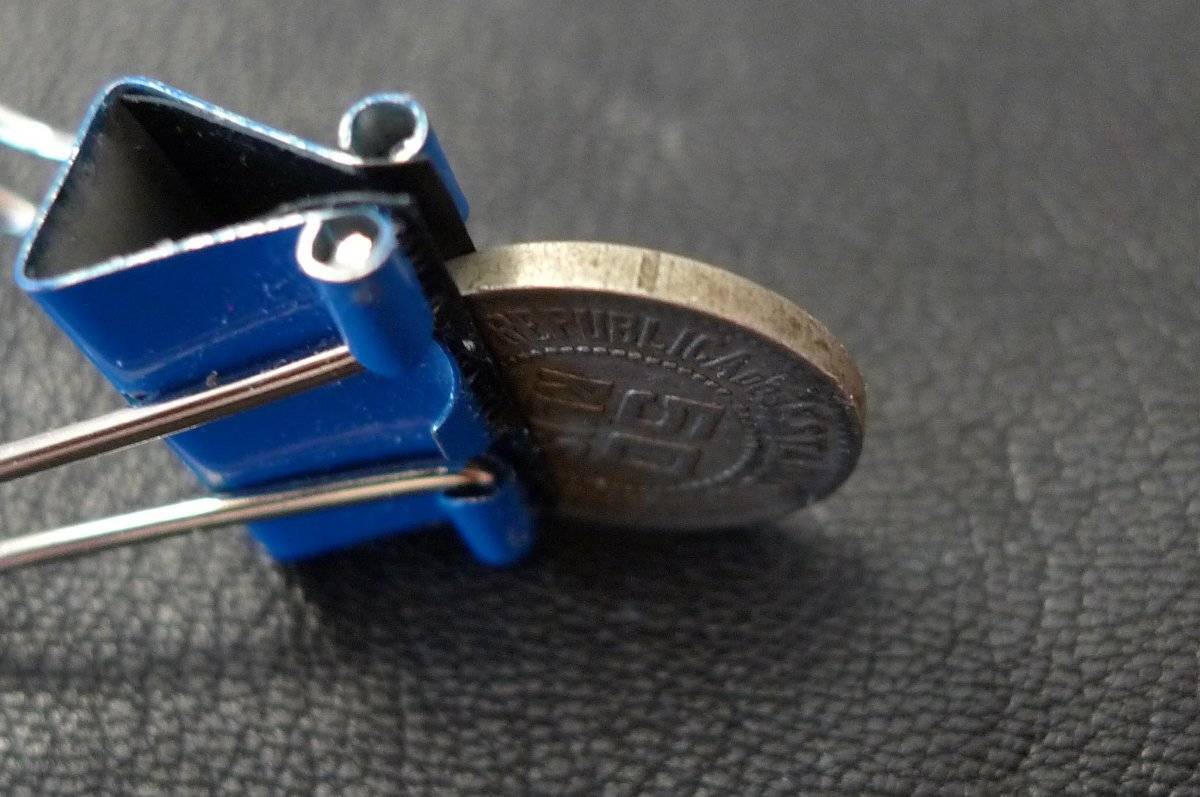 Show-Your-Coins-With-Different-Edges