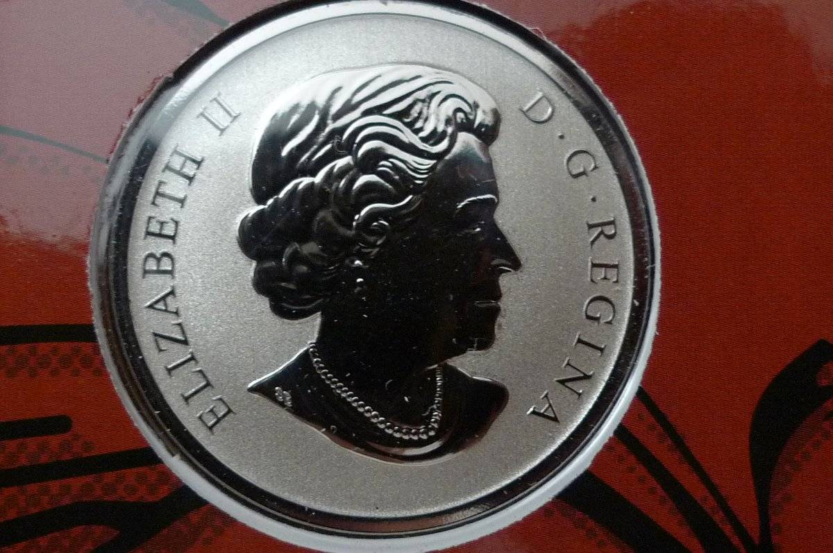 2013-Superman-75th-..then-&-Now-50-Cents-Lenticular-Coin-&-Stamp