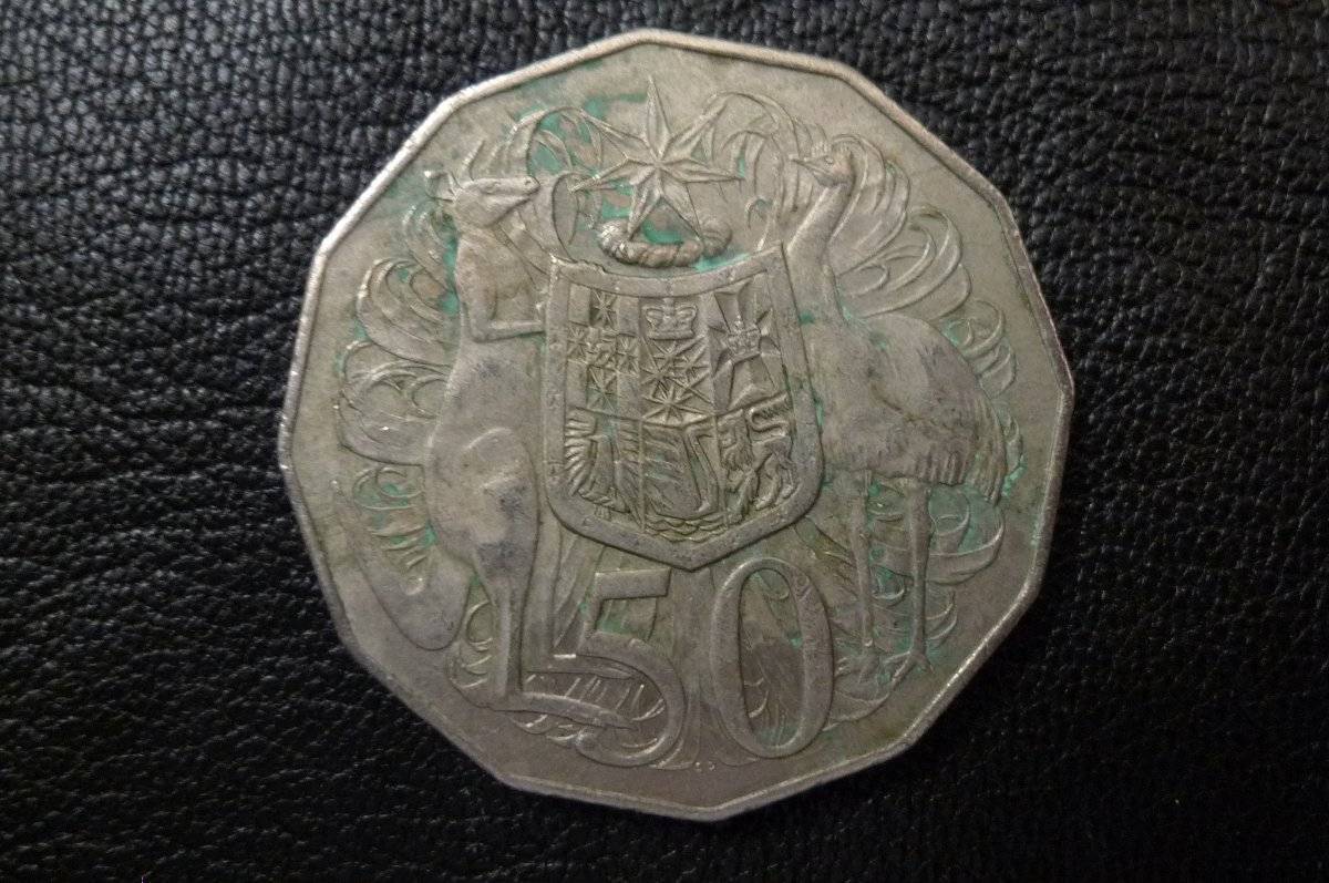 Show-Your-Coins-With-Different-Edges
