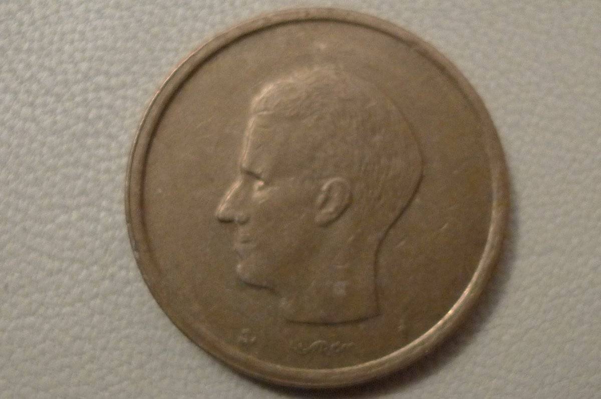 Around-The-World-With-Coins---A-Coin-Geography-Game