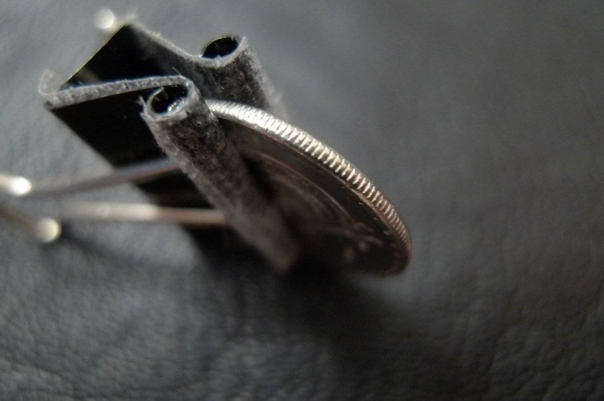 Show-Your-Coins-With-Different-Edges