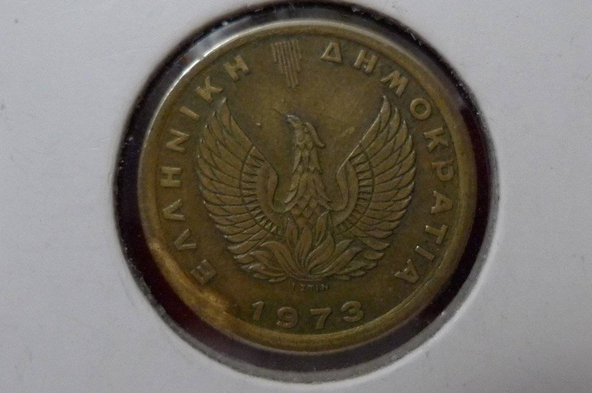 Around-The-World-With-Coins---A-Coin-Geography-Game