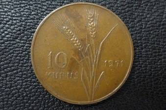 Around-The-World-With-Coins---A-Coin-Geography-Game