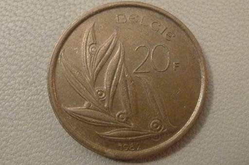 Show-Your-Coins-With-Different-Edges