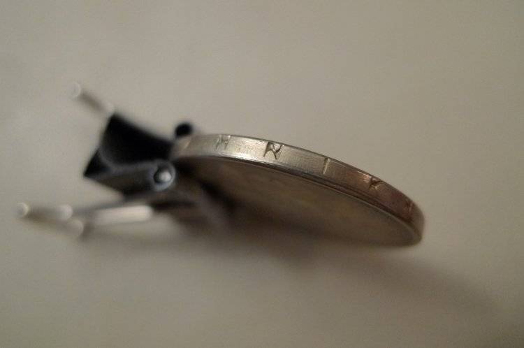 Show-Your-Coins-With-Different-Edges