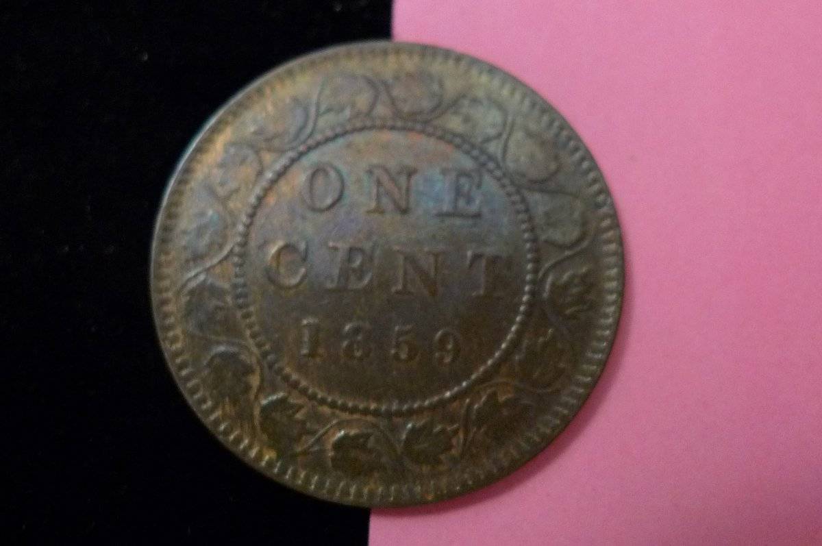 Victoria-Large-Cent-Alignment-Error