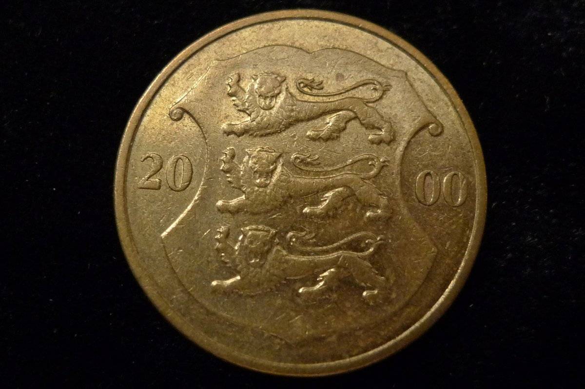 Around-The-World-With-Coins---A-Coin-Geography-Game