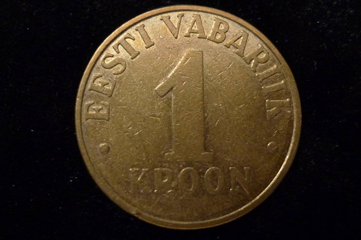 Around-The-World-With-Coins---A-Coin-Geography-Game