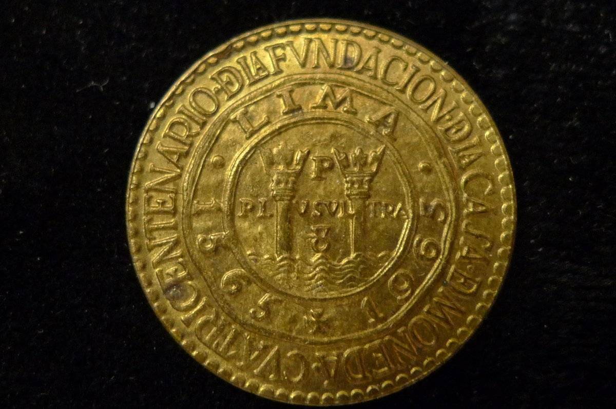 Show-Your-Coins-With-Different-Edges