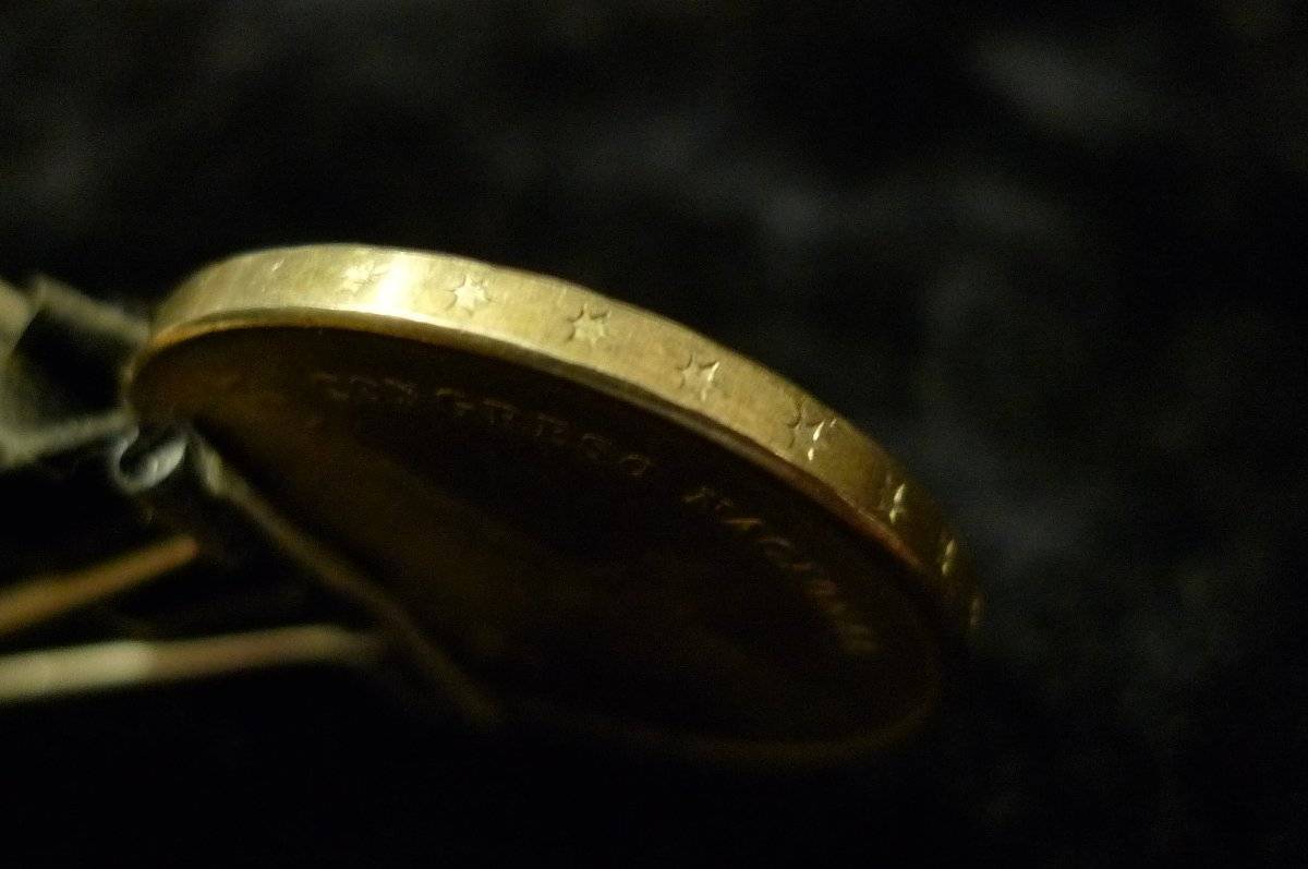 Show-Your-Coins-With-Different-Edges