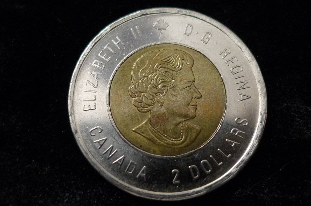 Post-A-Coin-Or-Medal-Devoted-To-A-Military-Subject