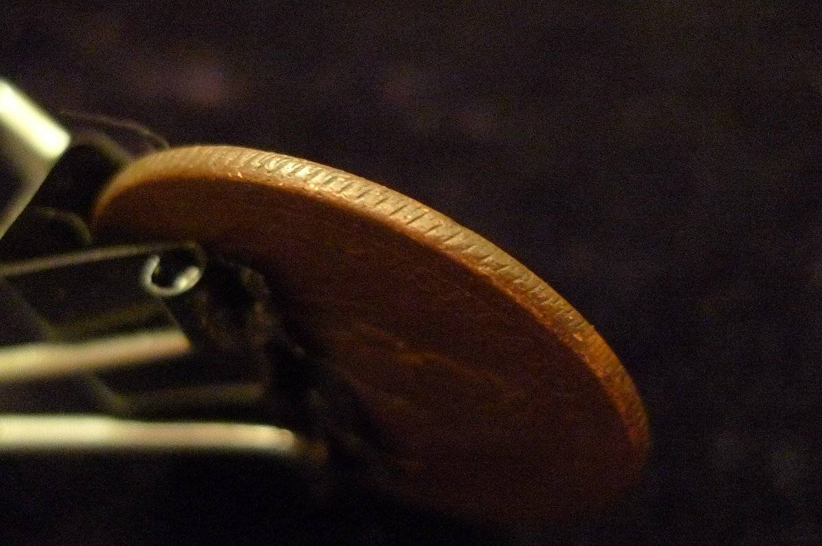 Show-Your-Coins-With-Different-Edges