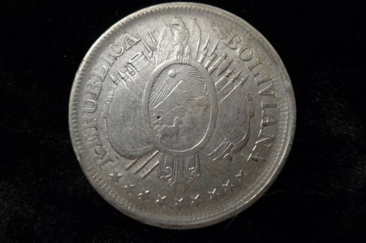 Post-Your-Coins-With-Coats-Of-Arms,-Shields,-Crests,-Crowns,--Etc.
