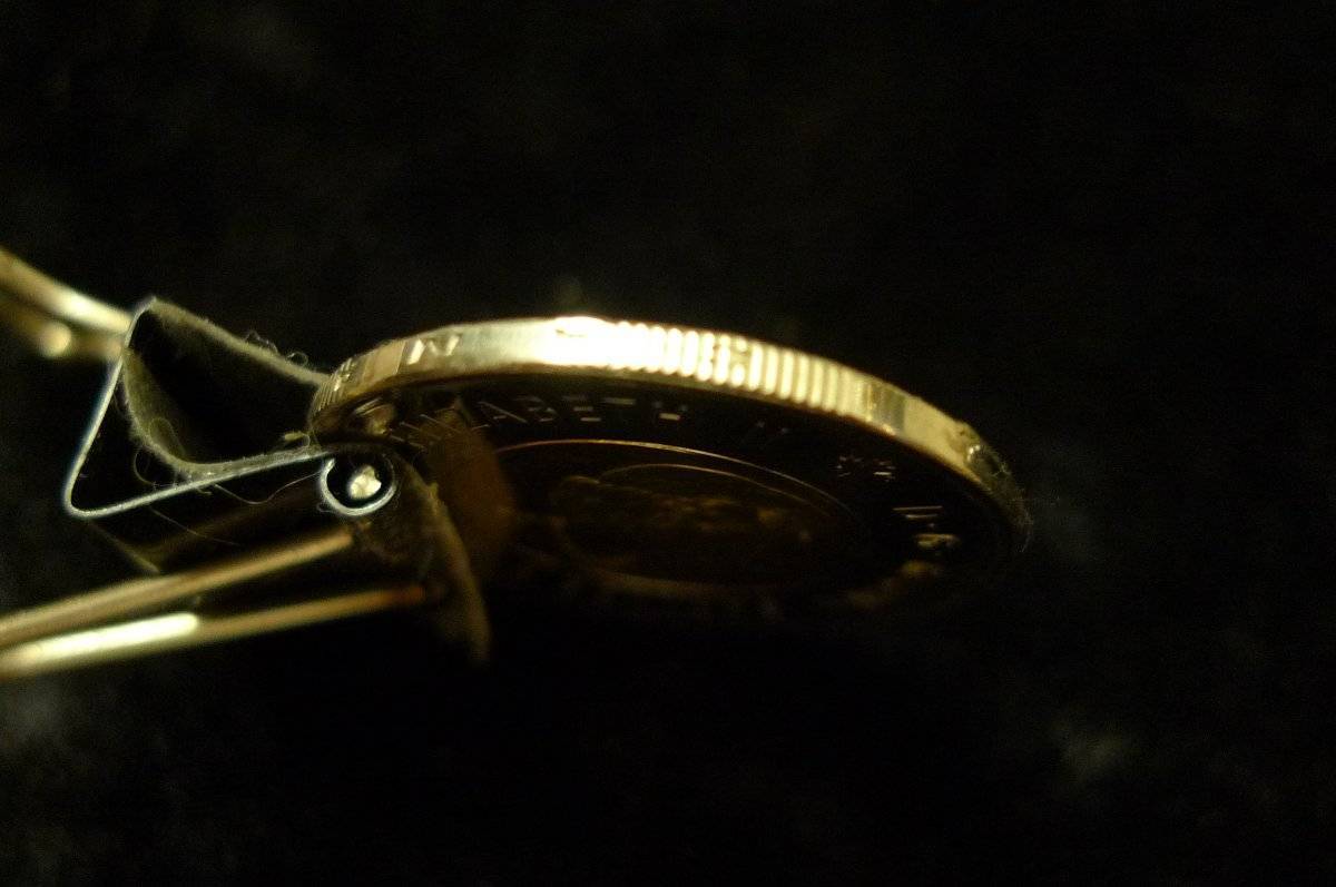 Show-Your-Coins-With-Different-Edges