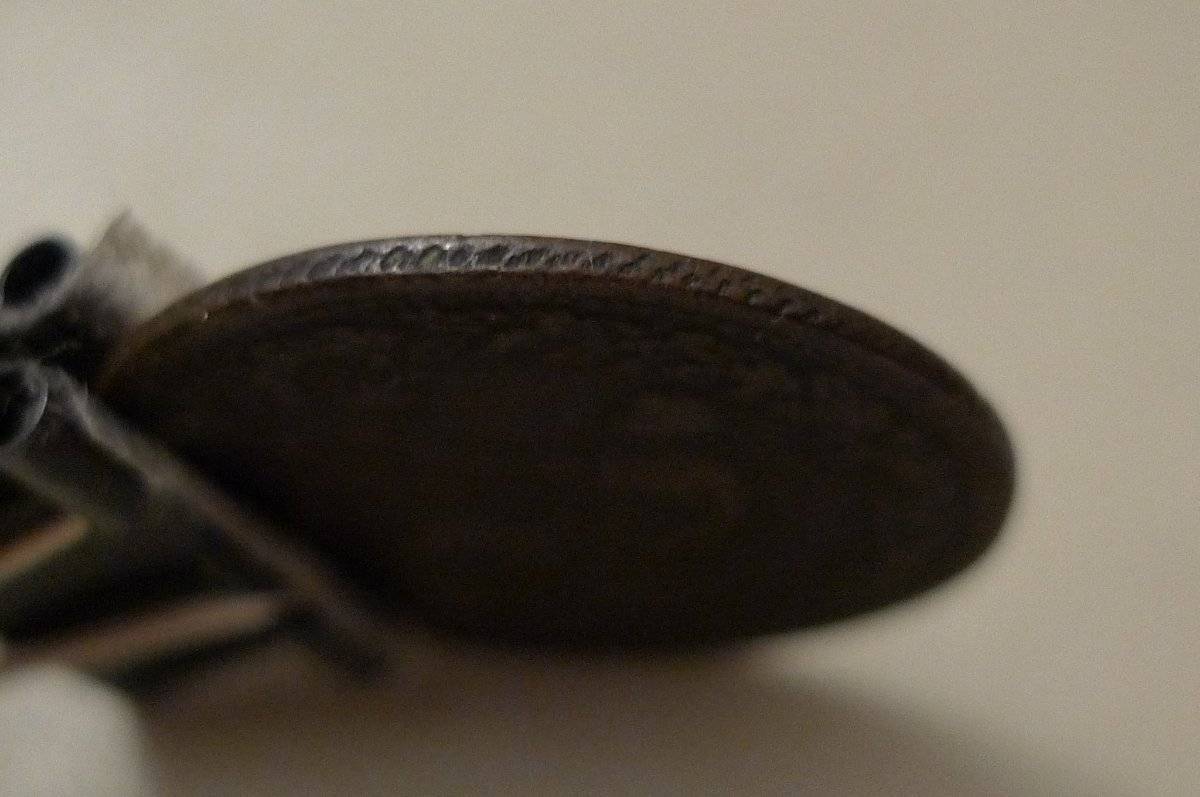 Show-Your-Coins-With-Different-Edges