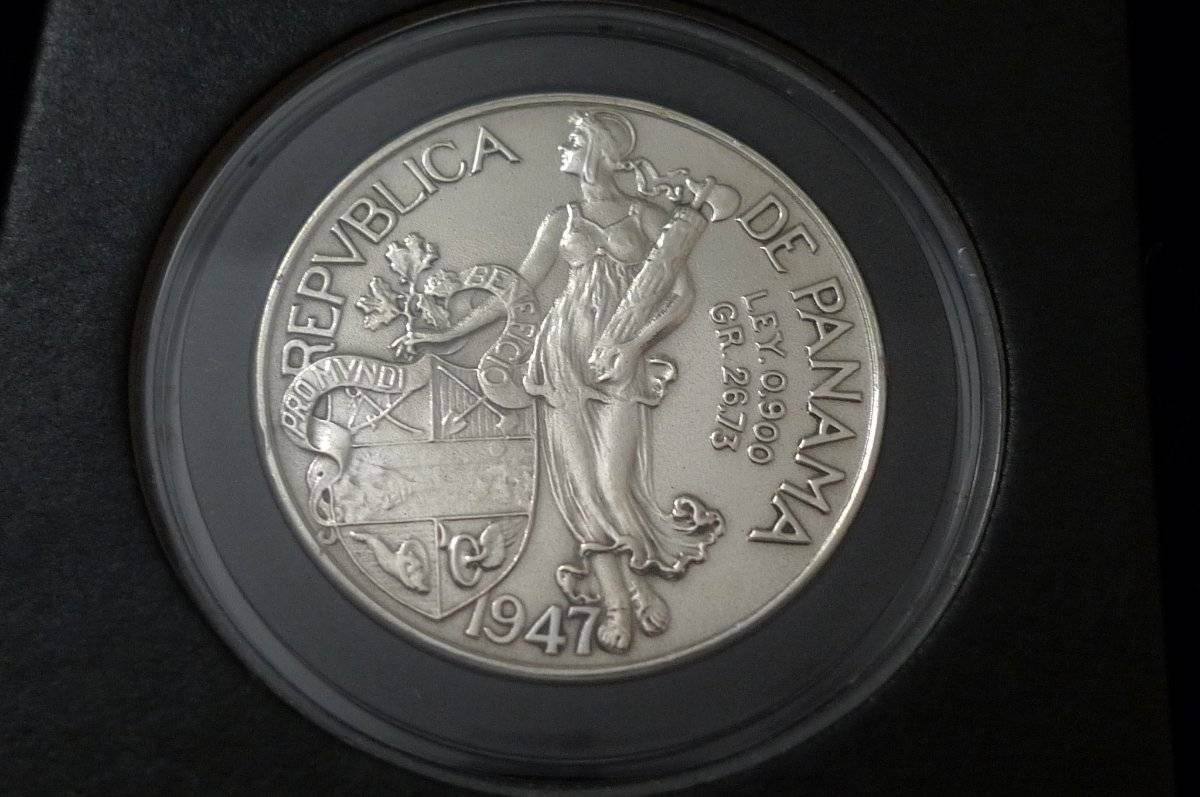 Latest-Purchase:-1947-Balboa-From-Panama,-With-A-Bit-Of-Original-Luster
