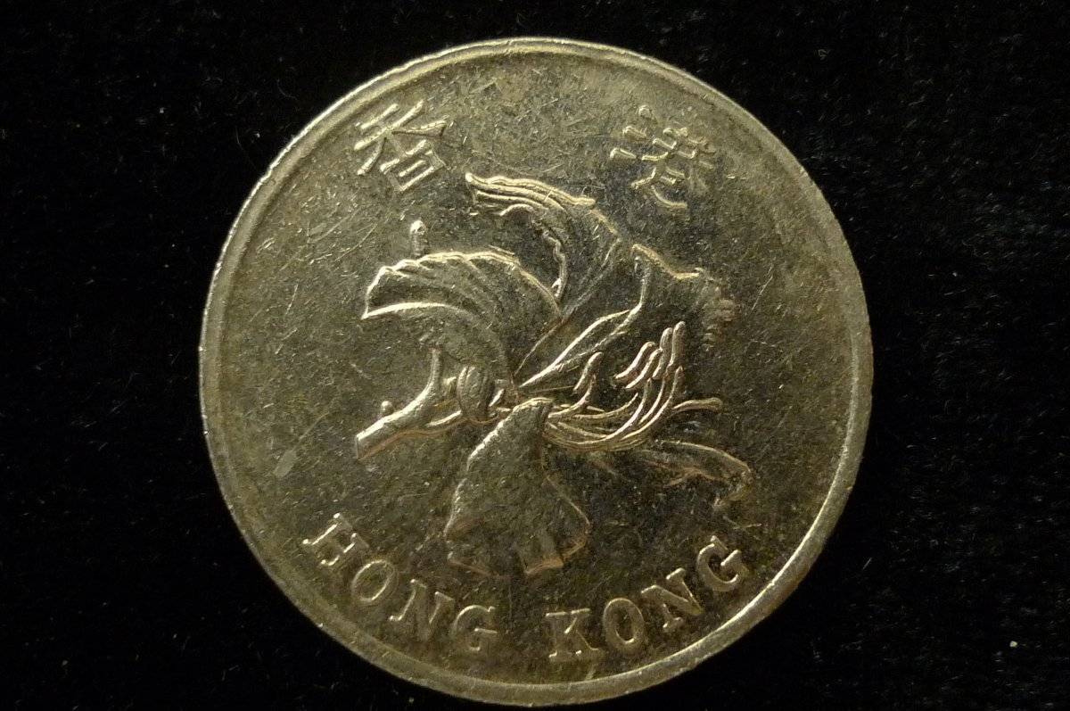 Around-The-World-With-Coins---A-Coin-Geography-Game