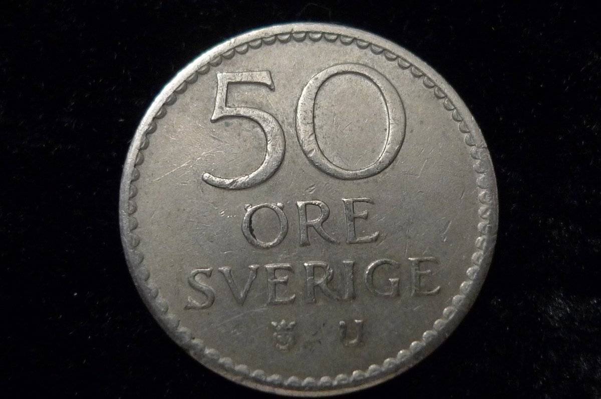 Around-The-World-With-Coins---A-Coin-Geography-Game