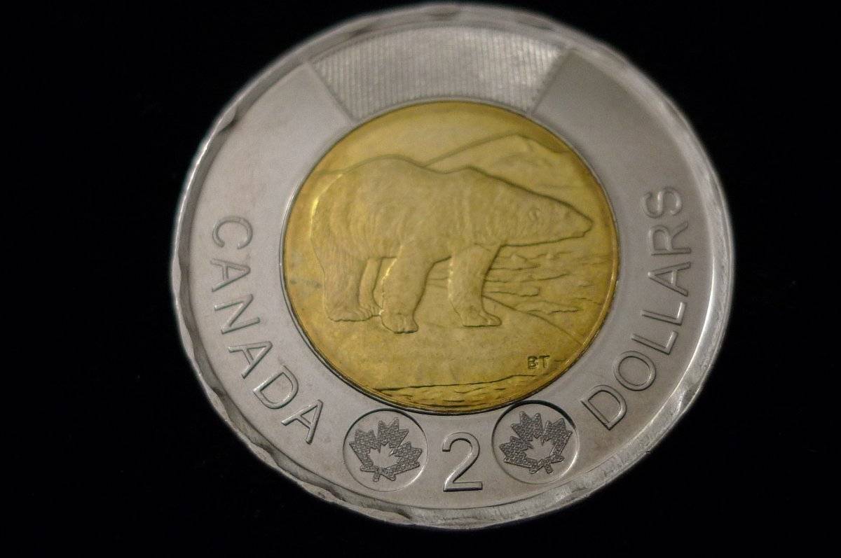 Around-The-World-With-Coins---A-Coin-Geography-Game