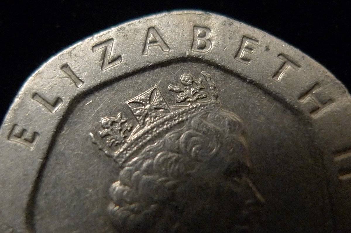 20-Pence-Coin-From-UK---Is-This-A-Legit-Error-Coin?