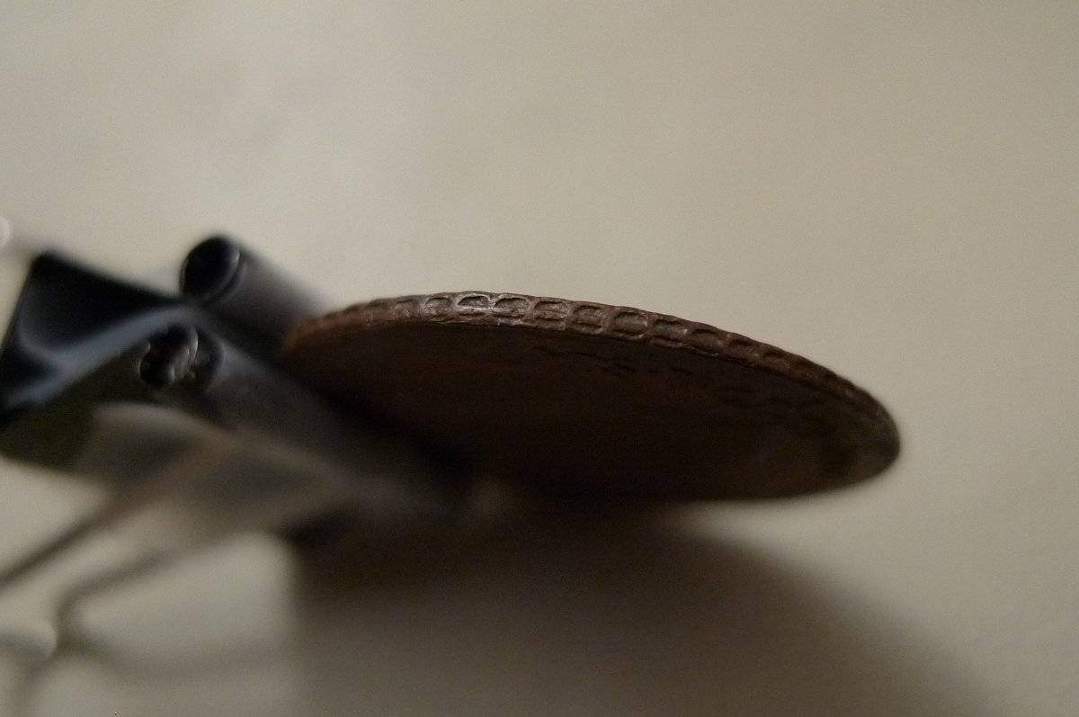 Show-Your-Coins-With-Different-Edges