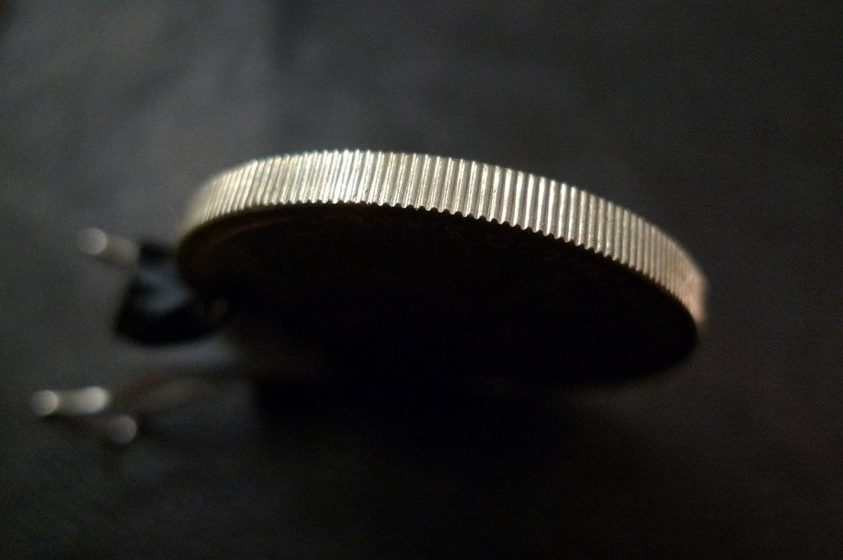 Show-Your-Coins-With-Different-Edges