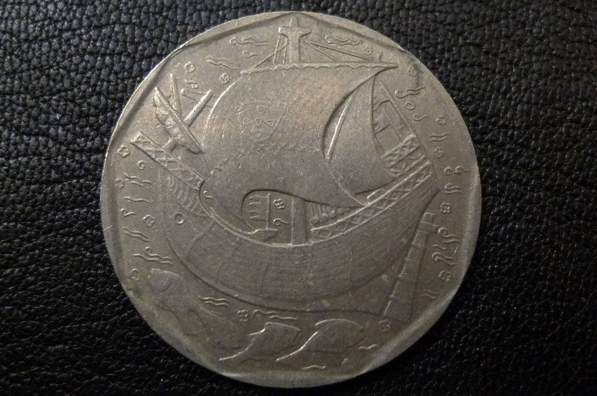 Around-The-World-With-Coins---A-Coin-Geography-Game