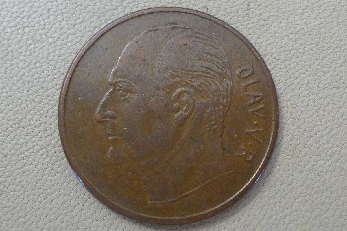 Post-Your-Lustrous-Brownies!
