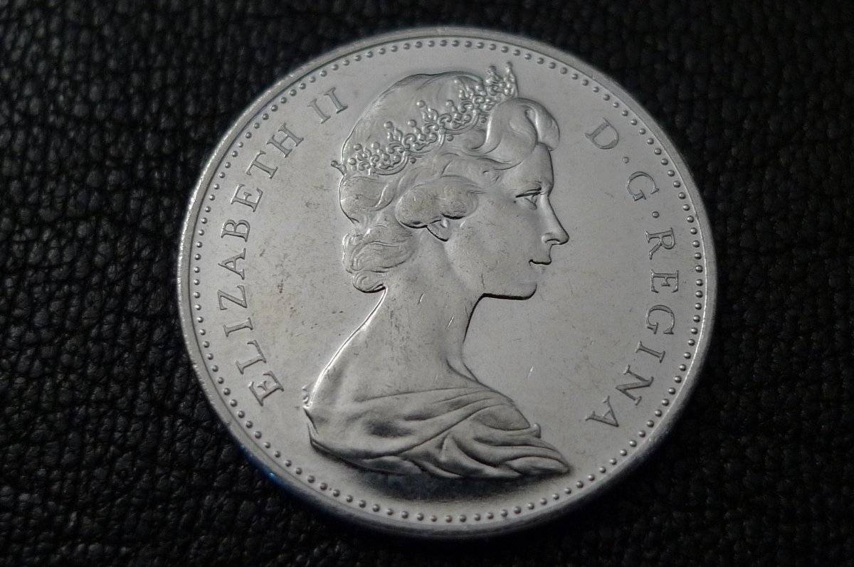 Around-The-World-With-Coins---A-Coin-Geography-Game