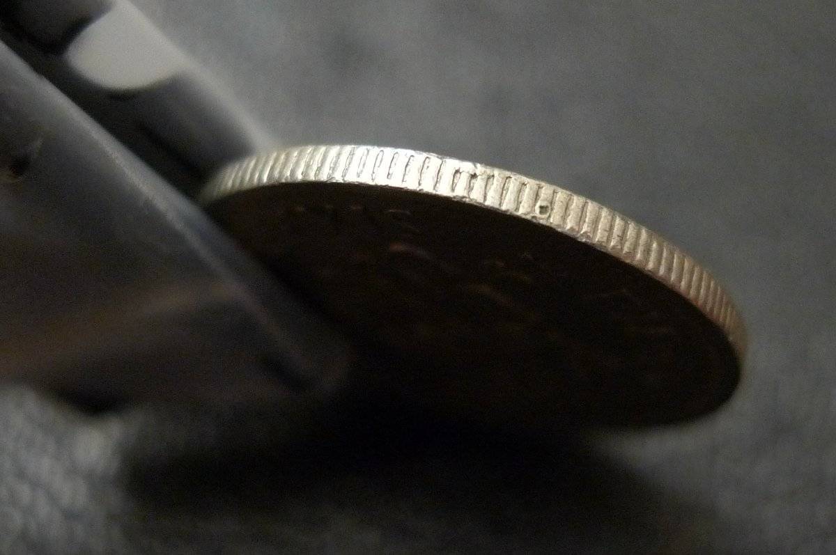 Show-Your-Coins-With-Different-Edges