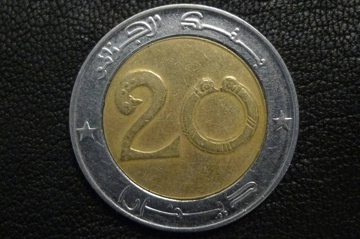 Around-The-World-With-Coins---A-Coin-Geography-Game