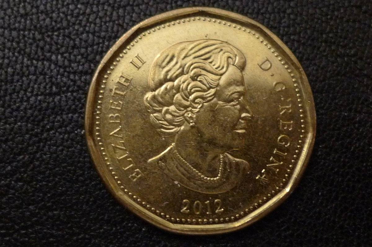 Around-The-World-With-Coins---A-Coin-Geography-Game