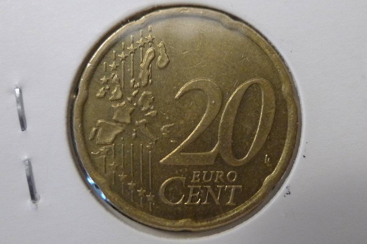 Around-The-World-With-Coins---A-Coin-Geography-Game