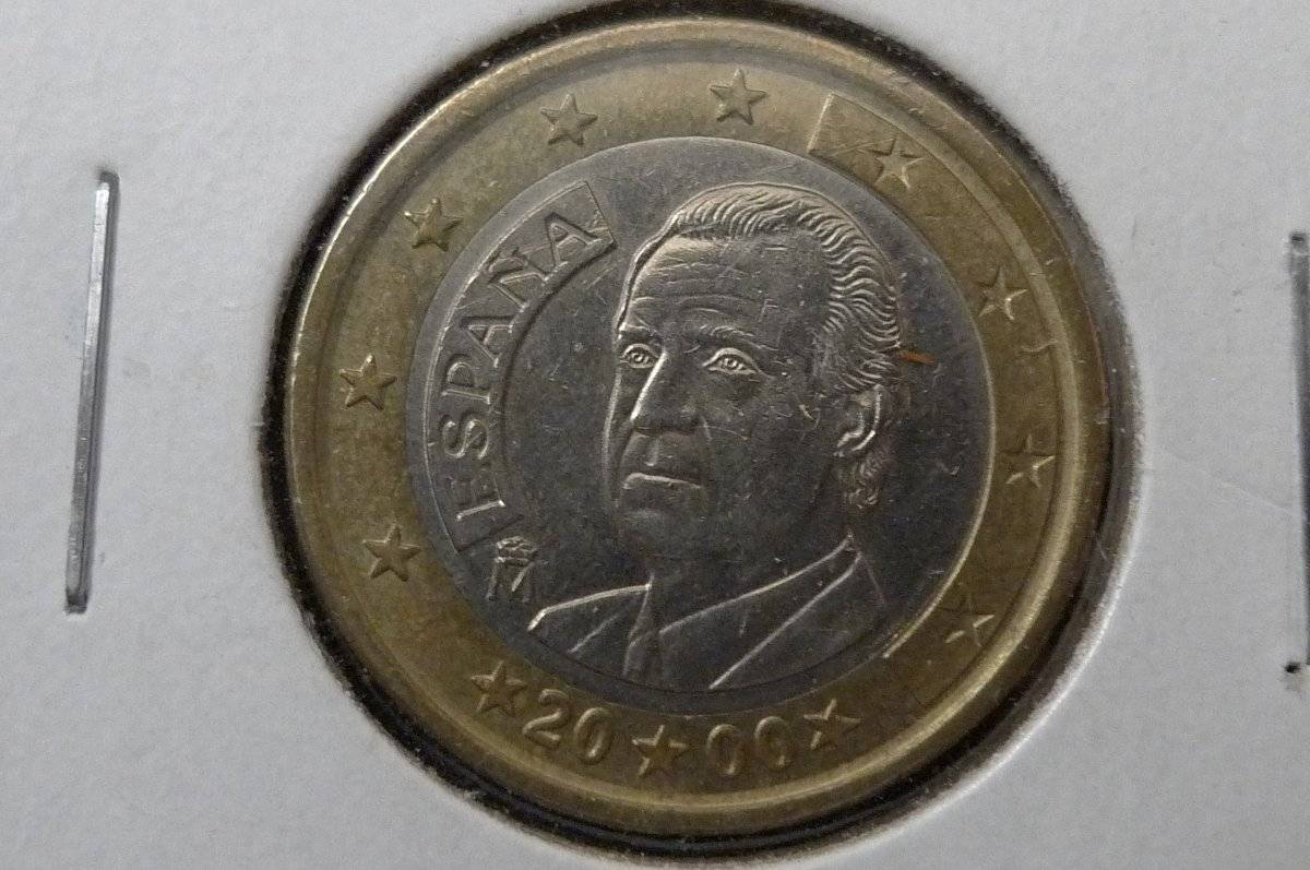 Around-The-World-With-Coins---A-Coin-Geography-Game