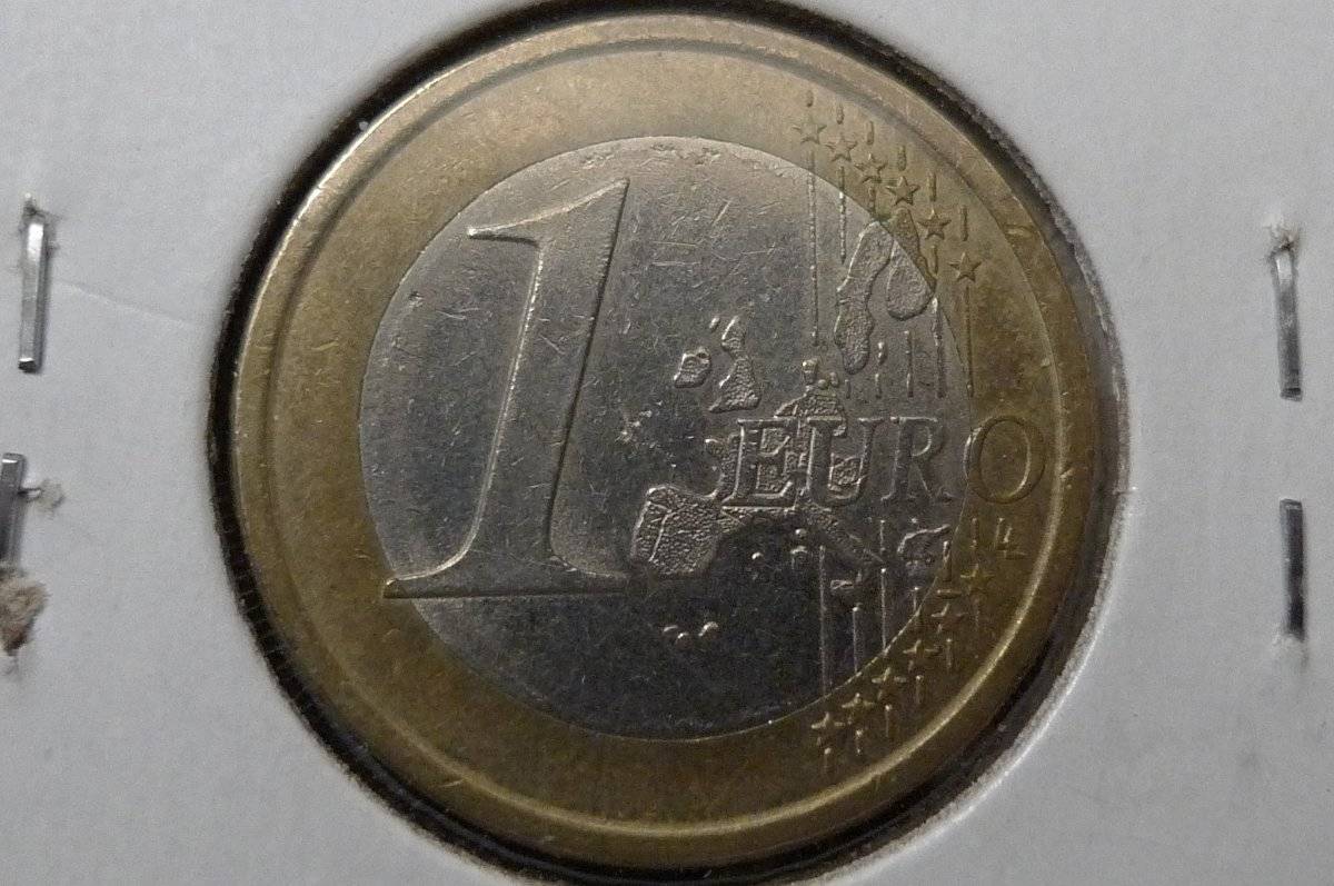 Around-The-World-With-Coins---A-Coin-Geography-Game