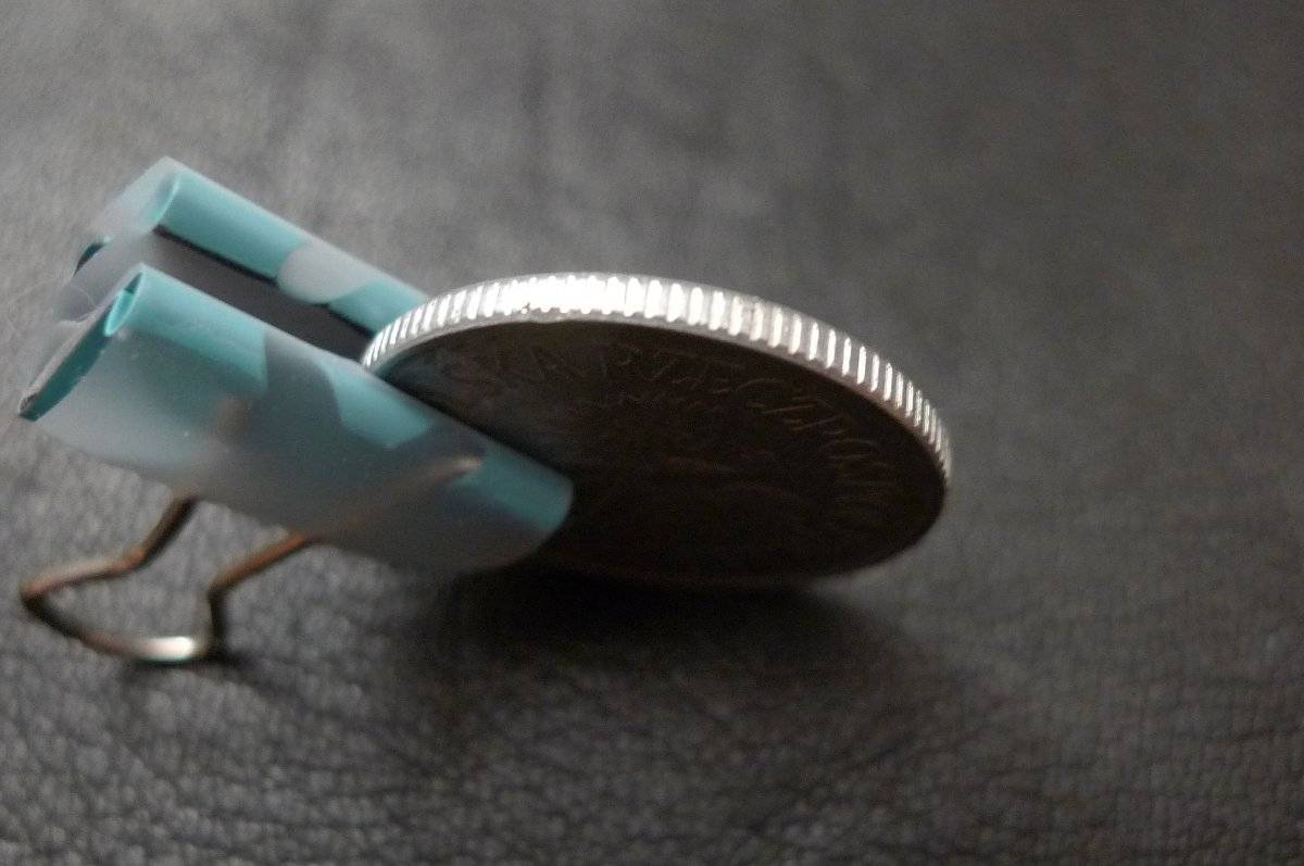 Show-Your-Coins-With-Different-Edges