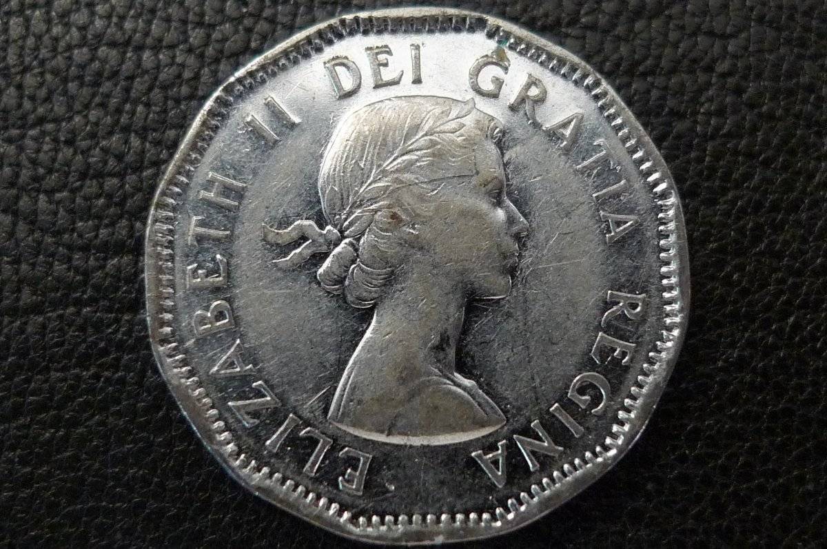 Around-The-World-With-Coins---A-Coin-Geography-Game