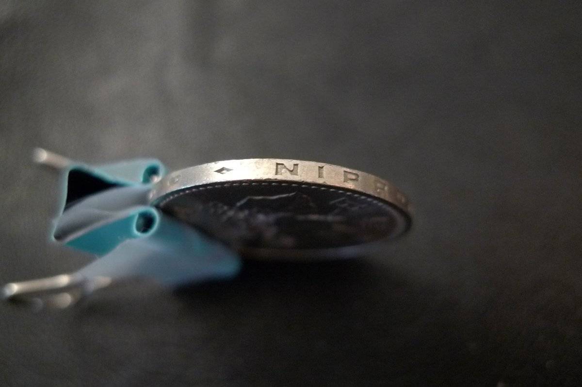 Show-Your-Coins-With-Different-Edges