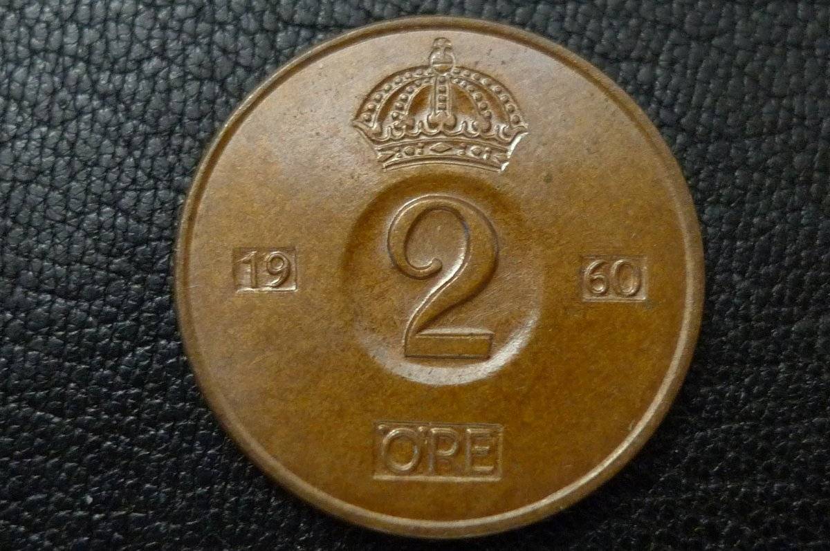 Post-Your-Coins-With-Coats-Of-Arms,-Shields,-Crests,-Crowns,--Etc.