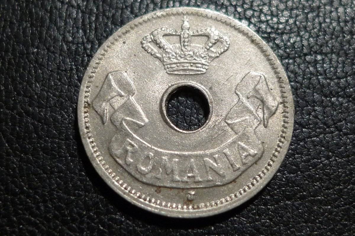Post-Your-Coins-With-Center-Holes