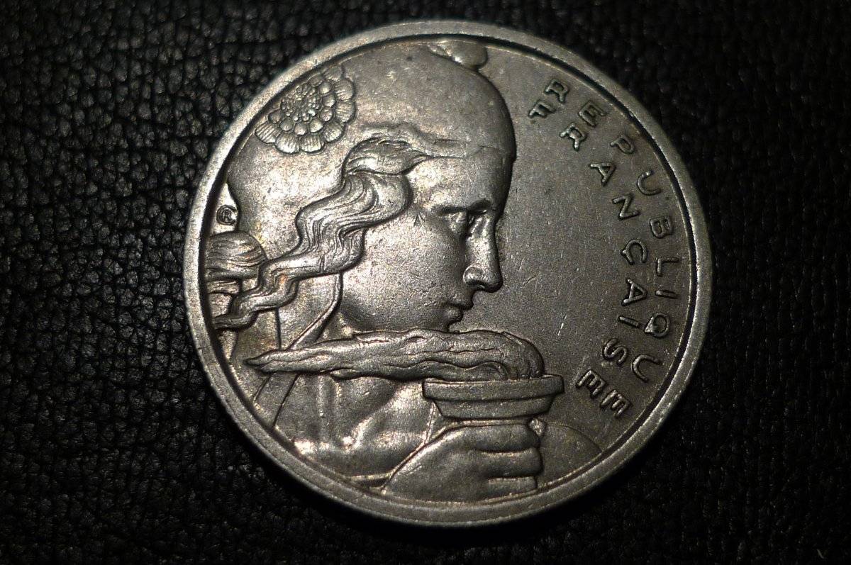 Around-The-World-With-Coins---A-Coin-Geography-Game