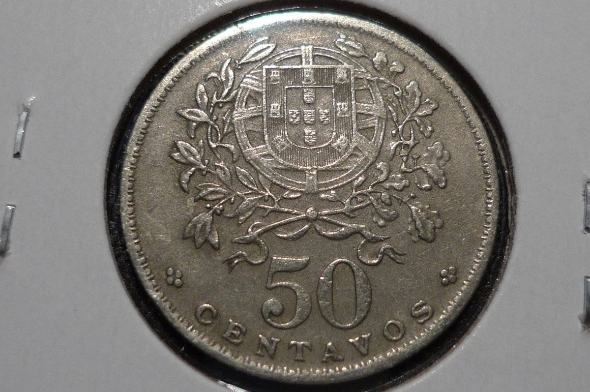 Post-Your-Coins-With-Coats-Of-Arms,-Shields,-Crests,-Crowns,--Etc.