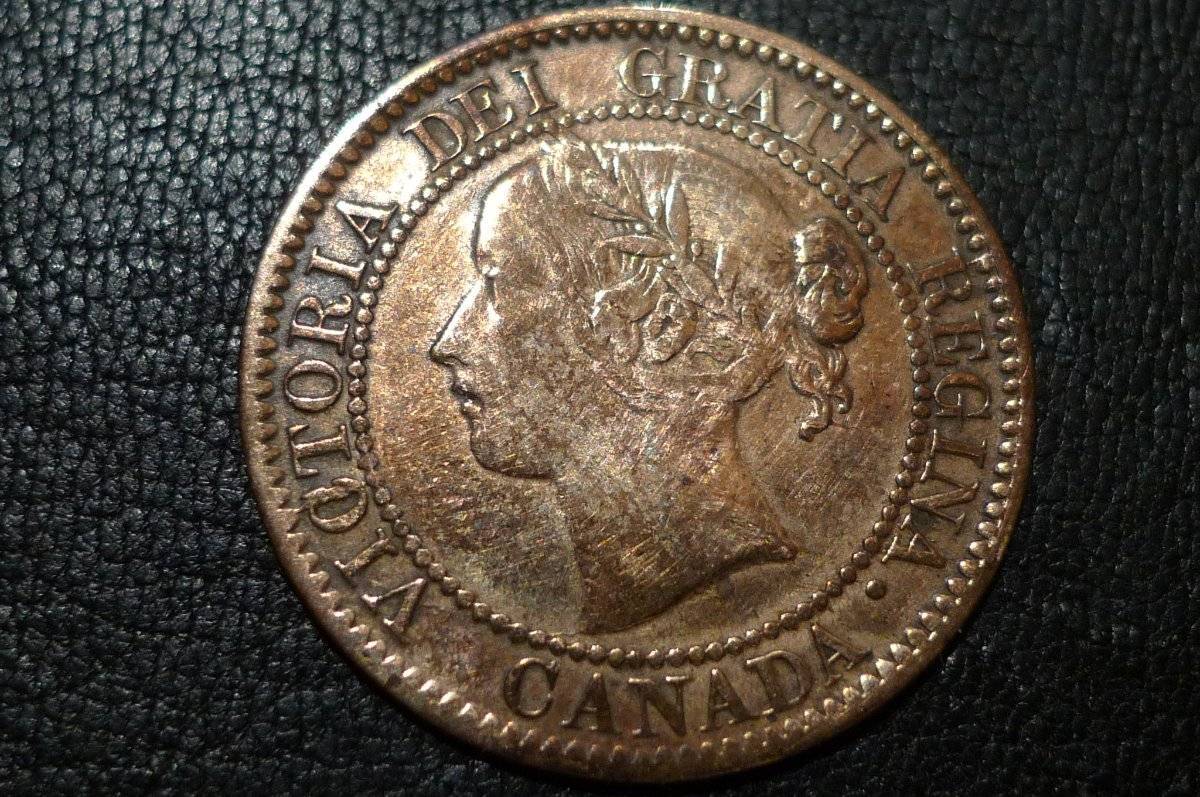 Post-Your-Coins-With-Hats