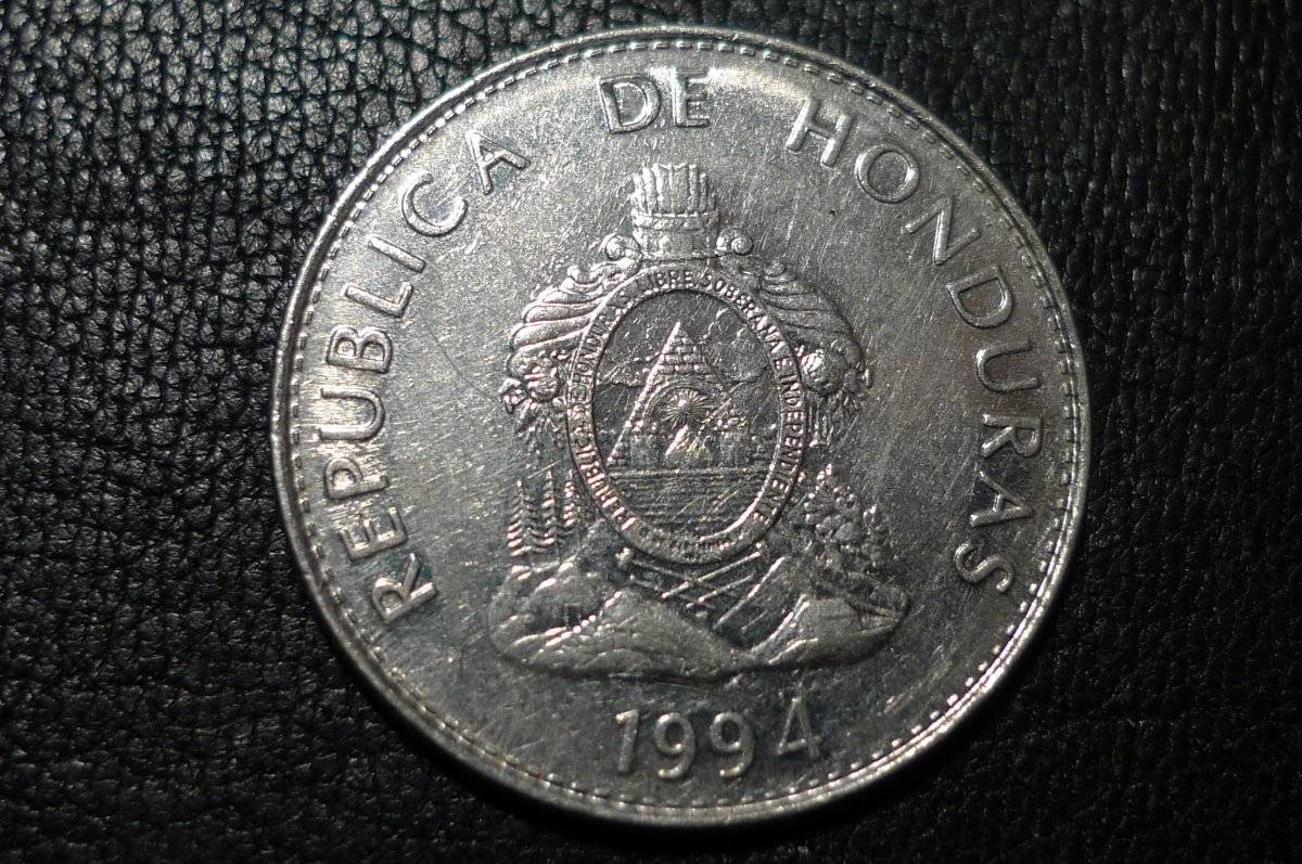Post-Your-Coins-With-Coats-Of-Arms,-Shields,-Crests,-Crowns,--Etc.