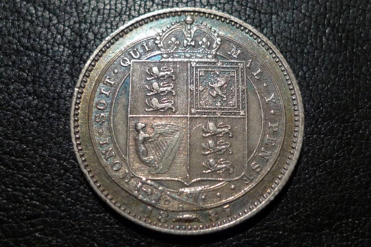 Post-Your-Coins-With-Coats-Of-Arms,-Shields,-Crests,-Crowns,--Etc.