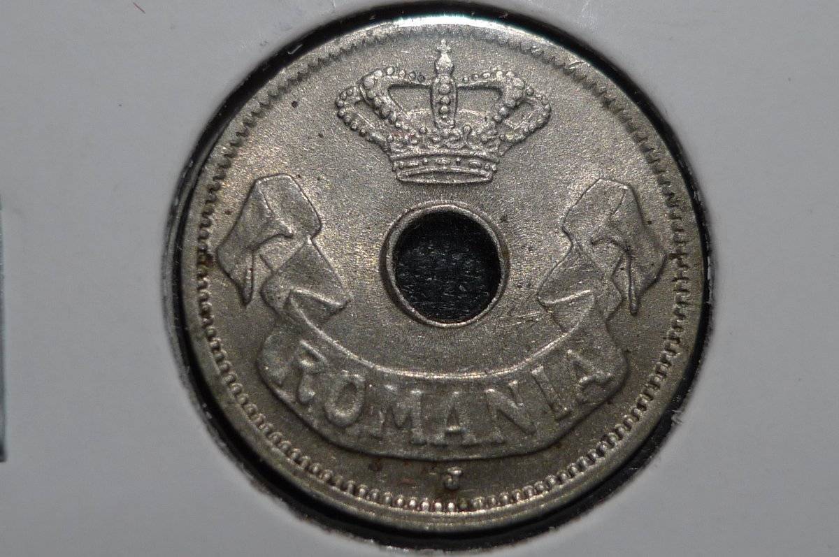 Post-Your-Coins-With-Coats-Of-Arms,-Shields,-Crests,-Crowns,--Etc.