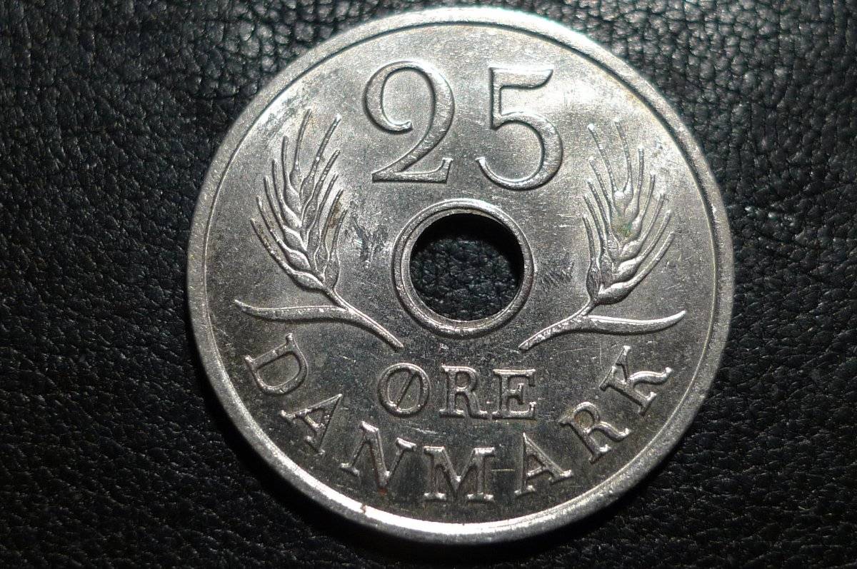 Post-Your-Coins-With-Center-Holes