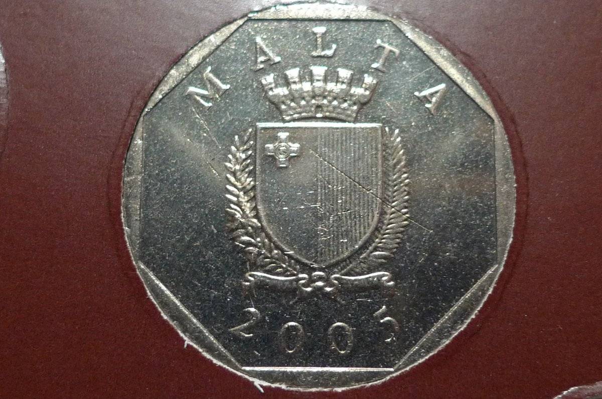 Around-The-World-With-Coins---A-Coin-Geography-Game